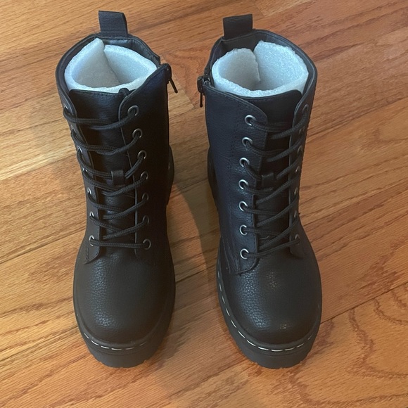 💥 FLASH SALE! 🆕 SINCERELY JULES Girls Lil Harley Combat Boots 13 Youth - Picture 13 of 15